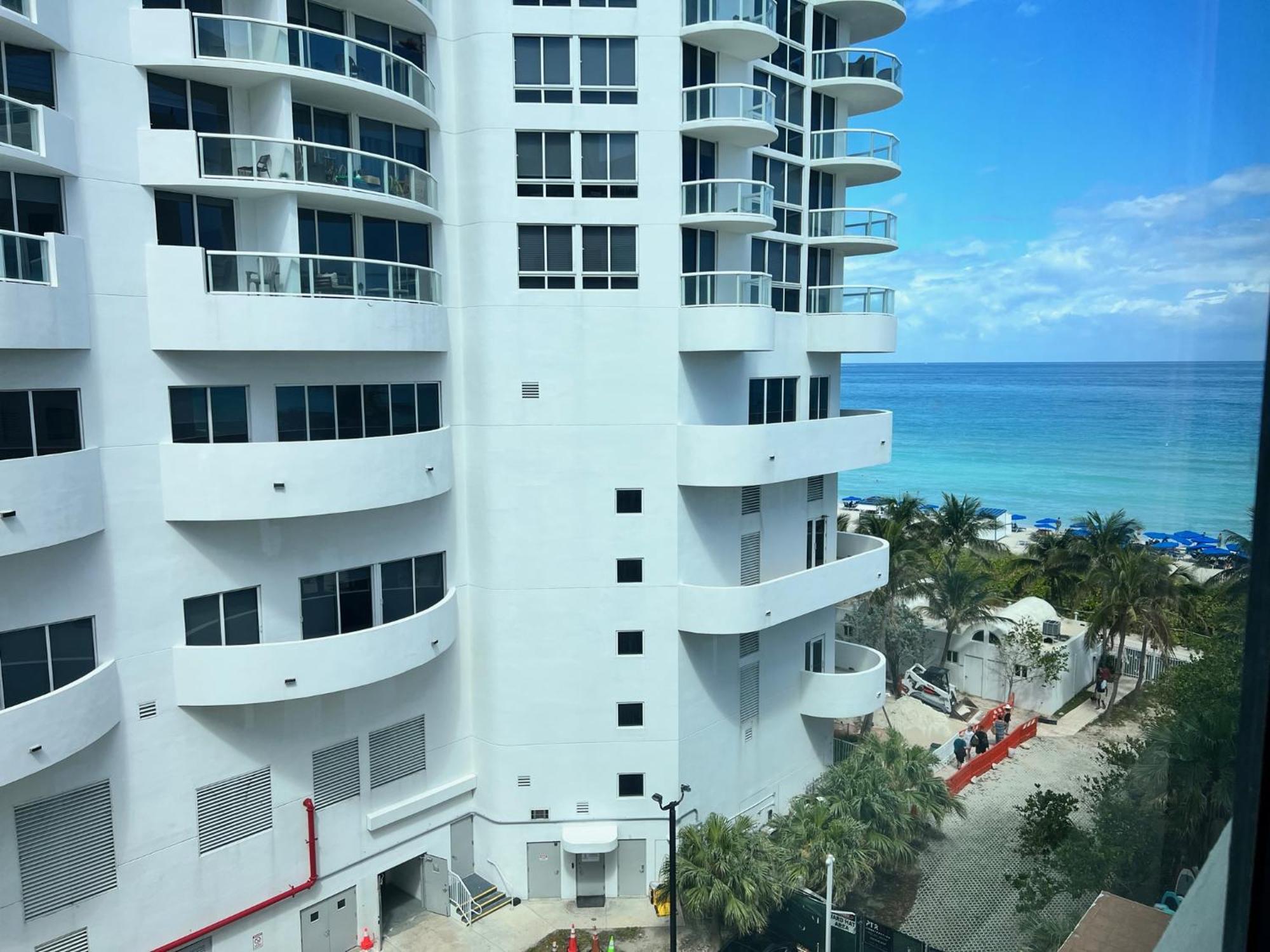 Ocean Front Units At ไมอามีบีช ภายนอก รูปภาพ