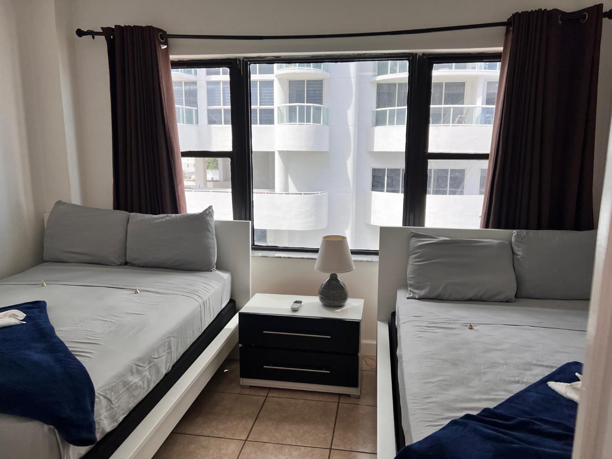 Ocean Front Units At ไมอามีบีช ภายนอก รูปภาพ