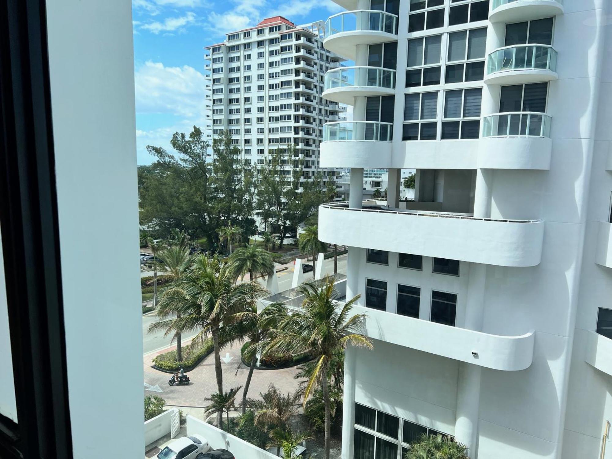 Ocean Front Units At ไมอามีบีช ภายนอก รูปภาพ