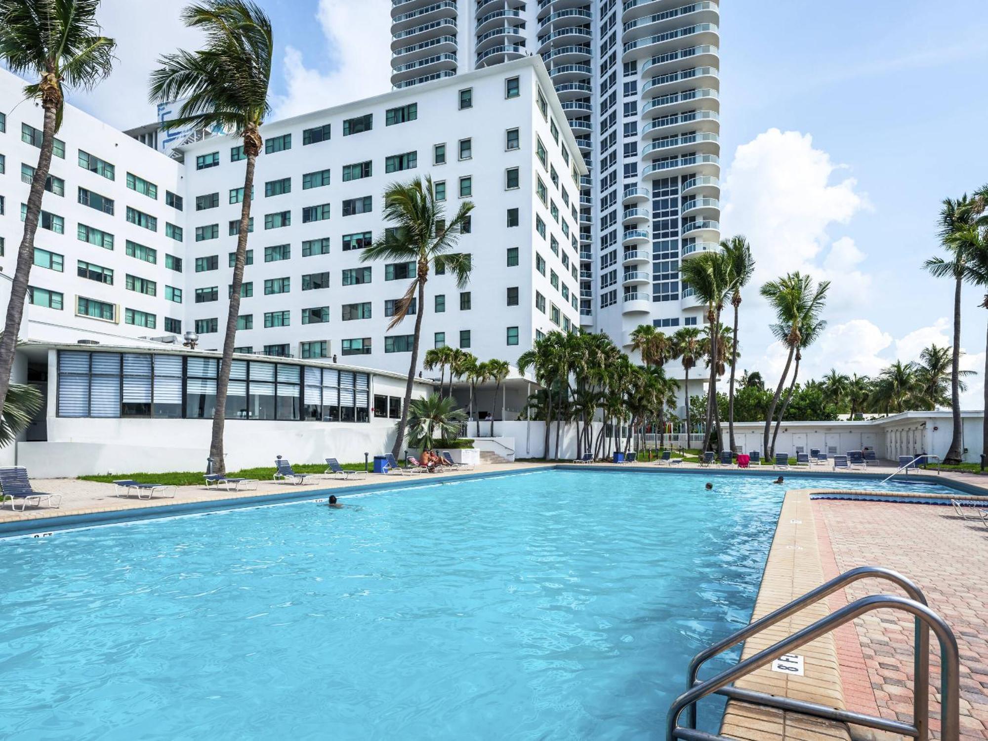 Ocean Front Units At ไมอามีบีช ภายนอก รูปภาพ